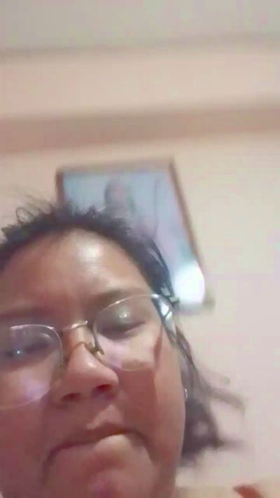 AriPM's sex show image