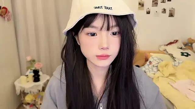 Sexshow-Bild von Momo-xx Sexshow-Bild von Momo-xx