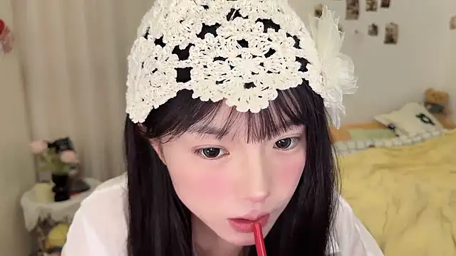 Изображение секс-шоу модели Momo-xx