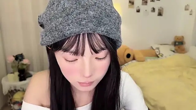 Изображение секс-шоу модели Momo-xx