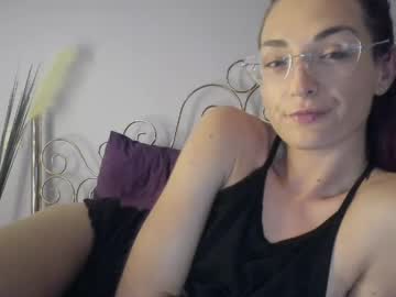 purplerainn69's sex show image