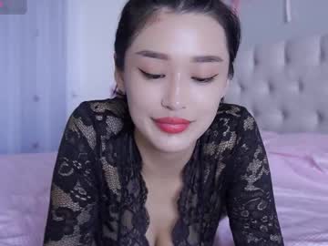 liavee's sex show image