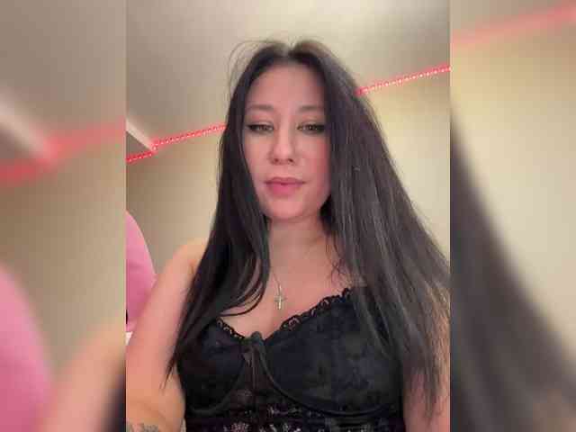 -Wild-Cat-'s sex show image