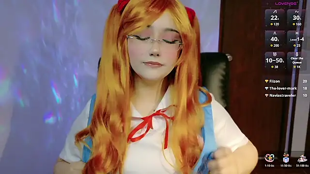 Livelle's sex show image