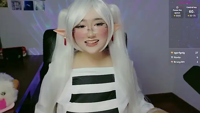 Livelle's sex show image