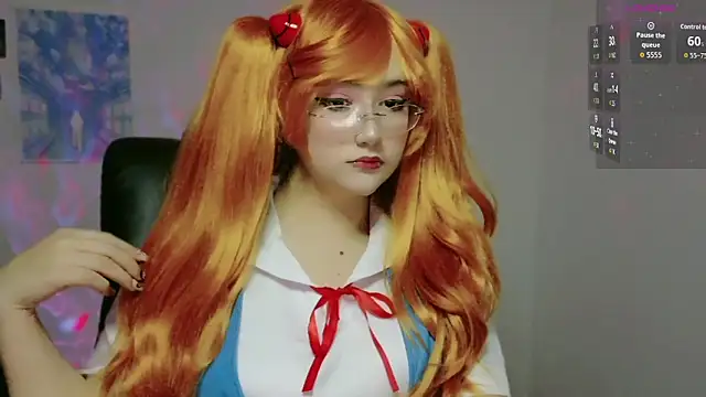 Livelle's sex show image