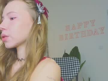 Изображение секс-шоу модели cuute_angell Изображение секс-шоу модели cuute_angell