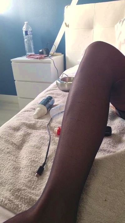 Bellemasquer's sex show image