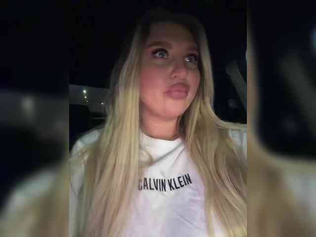 Kotofeyka1's sex show image