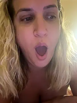 Bia_sexynovaes's sex show image
