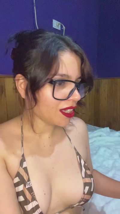 Jan3Bloss0m's sex show image