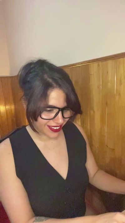 Jan3Bloss0m's sex show image