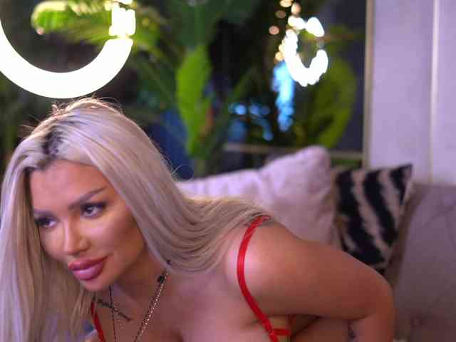 Sexshow-Bild von BlancheLuxe Sexshow-Bild von BlancheLuxe