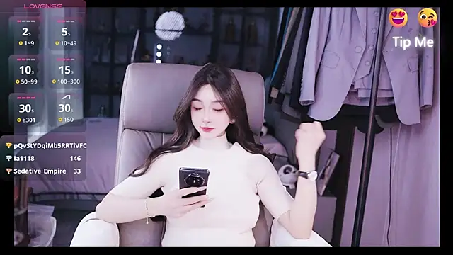 Liora-'s sex show image
