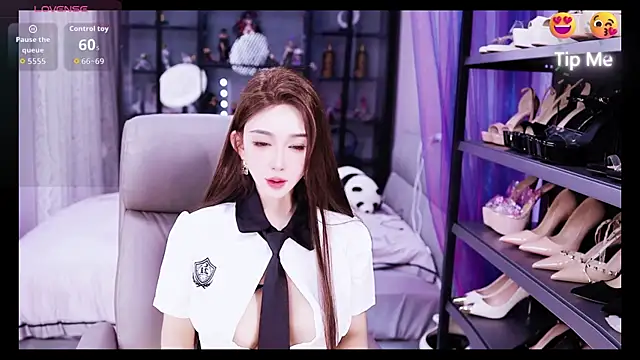 Liora-'s sex show image