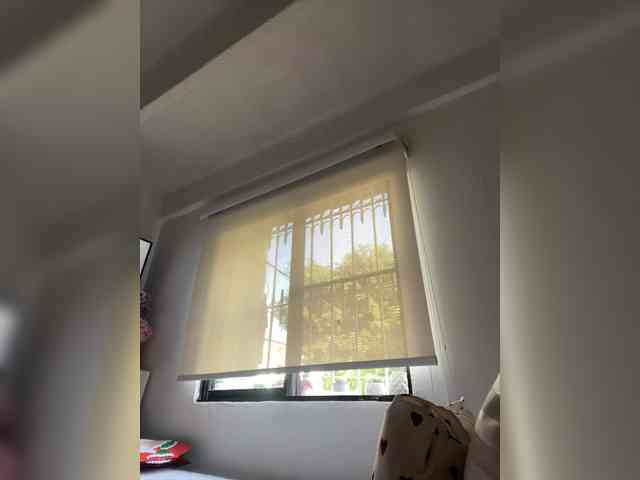 SallyeLeins's sex show image SallyeLeins's sex show image