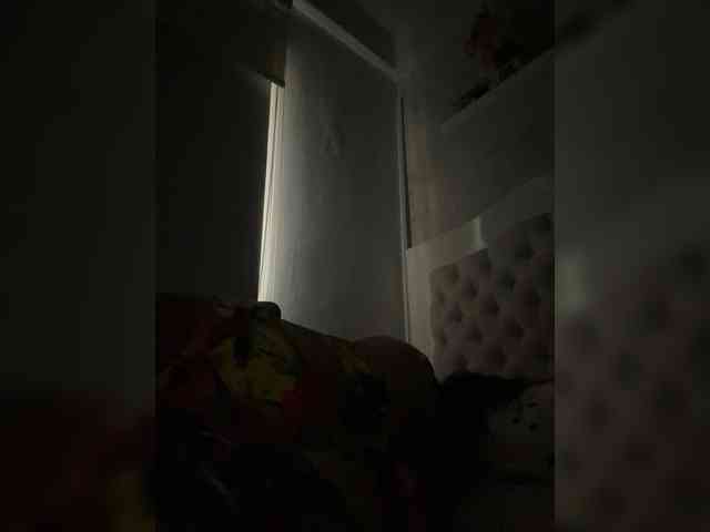 SallyeLeins's sex show image SallyeLeins's sex show image