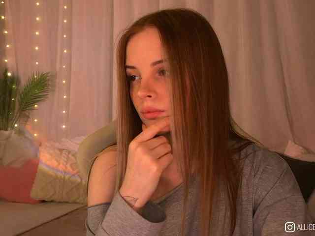 Изображение секс-шоу модели 1-Babyfox Изображение секс-шоу модели 1-Babyfox