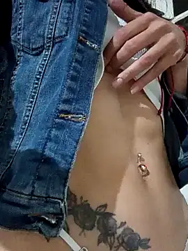 Изображение секс-шоу модели Camilitah Изображение секс-шоу модели Camilitah