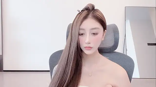 Melody-11's sex show image