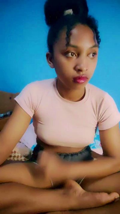 Candis19's sex show image