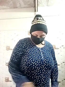 Urvashi_Love's sex show image