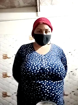 Urvashi_Love's sex show image