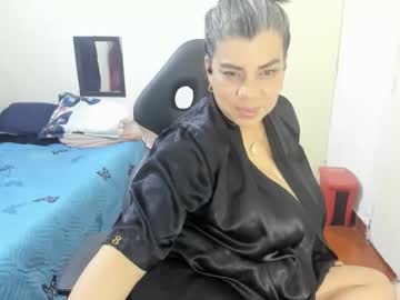 vikyadams's sex show image