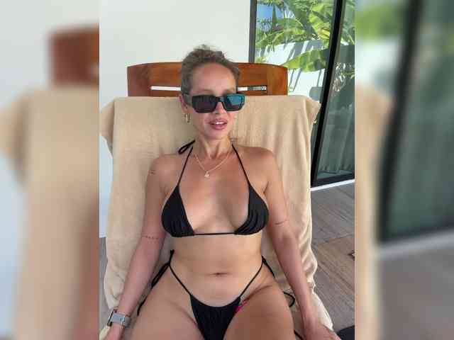 Sexshow-Bild von meow-777