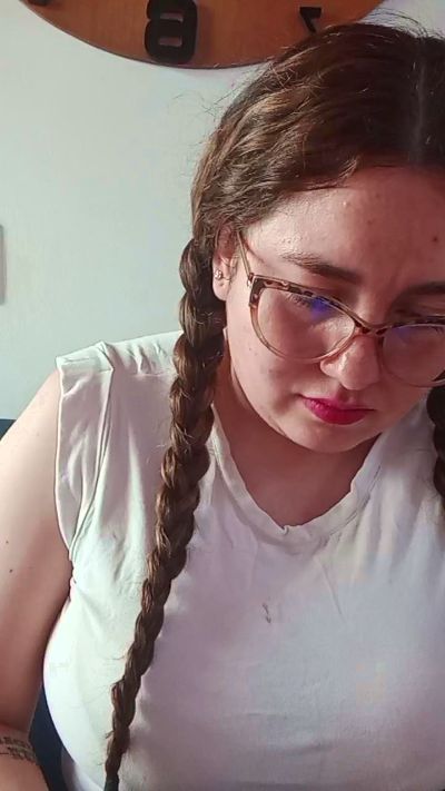 ALICELEBEL_1995's sex show image