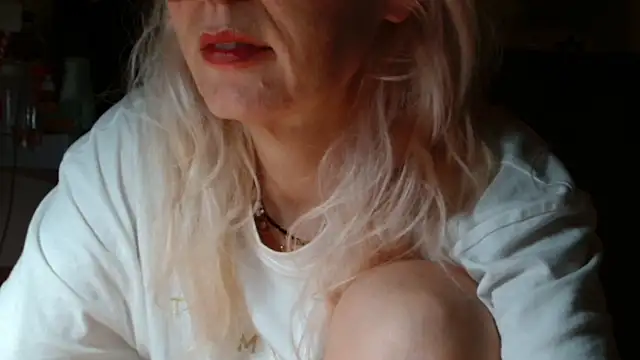 KathleenEdwards's sex show image KathleenEdwards's sex show image