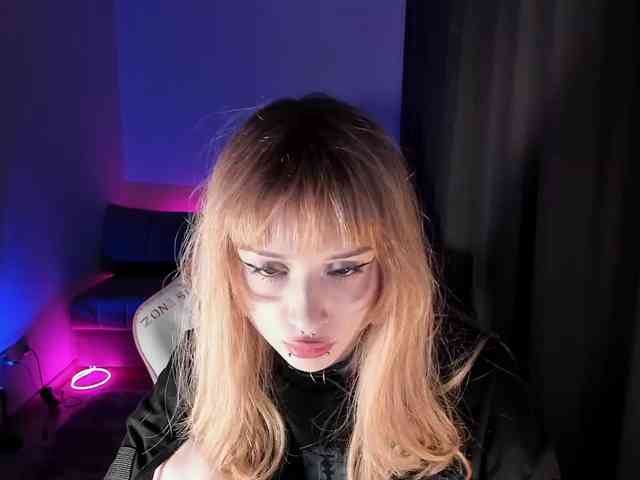 Изображение секс-шоу модели mnepohuyy