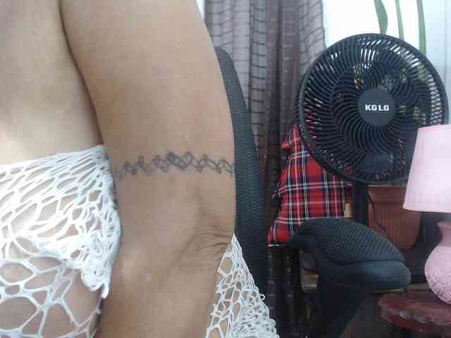 malenasaenz's sex show image