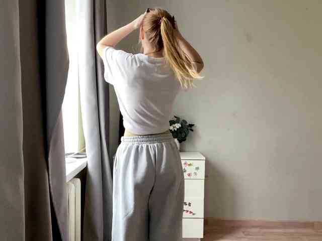 Изображение секс-шоу модели PinkPetal