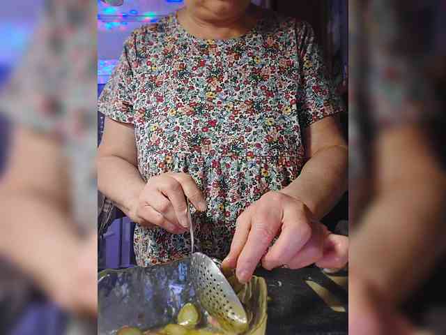 Marionaa's sex show image