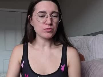 bambifarrina's sex show image