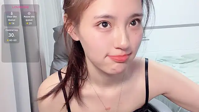 H-2005's sex show image