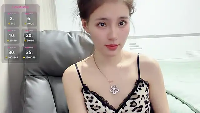 H-2005's sex show image