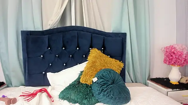 Inaya_Khalifa's sex show image