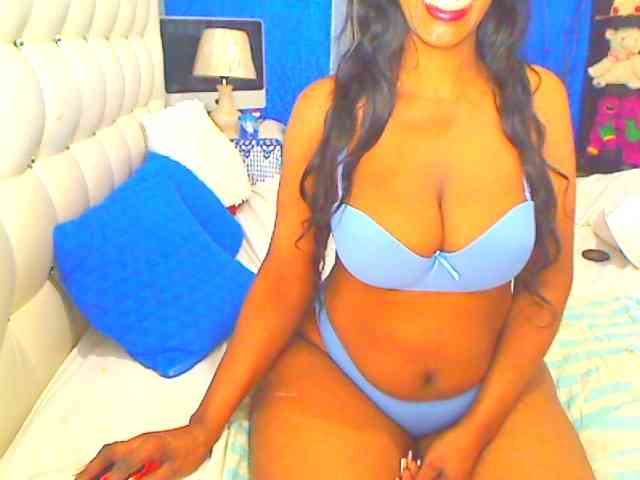 HOTLILLIE's sex show image