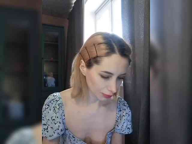Maria111's sex show image