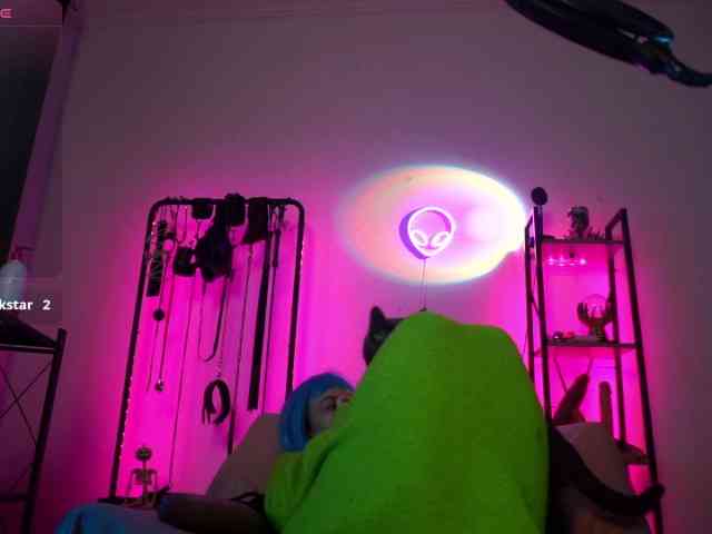 Изображение секс-шоу модели CyberGoddess Изображение секс-шоу модели CyberGoddess