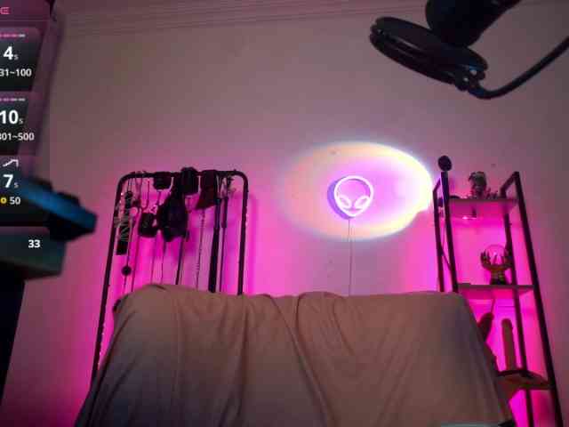 Изображение секс-шоу модели CyberGoddess Изображение секс-шоу модели CyberGoddess