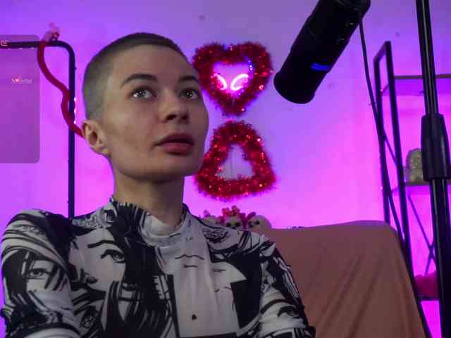 Изображение секс-шоу модели CyberGoddess