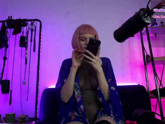 Изображение секс-шоу модели CyberGoddess