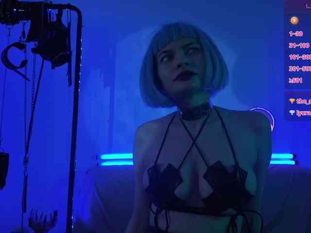 Изображение секс-шоу модели CyberGoddess Изображение секс-шоу модели CyberGoddess