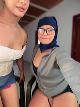 lalilamassu1's sex show image