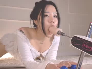 ake_mi's sex show image