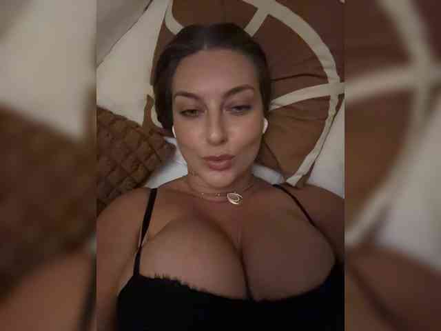 -Hypnotic-Gaze-'s sex show image