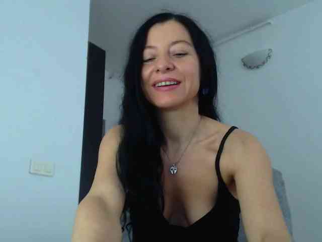 blueyesbaby's sex show image